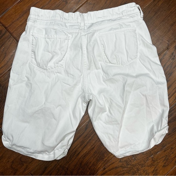 NYDJ White Bermuda Shorts Lightweight Cotton - Picture 2 of 7